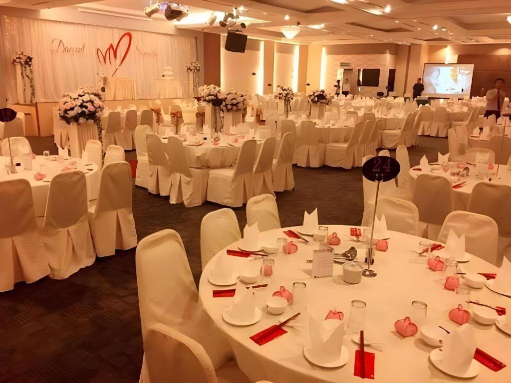 The Landmark Hotel Batu Pahat Ngoại thất bức ảnh